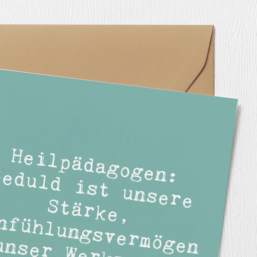 Deluxe Karte Spruch Heilpädagogin Geduld Karte, Grußkarte, Klappkarte, Einladungskarte, Glückwunschkarte, Hochzeitskarte, Geburtstagskarte, Hochwertige Grußkarte, Hochwertige Klappkarte, Beruf, Ausbildung, Jubiläum, Abschied, Rente, Kollege, Kollegin, Geschenk, Schenken, Arbeitskollege, Mitarbeiter, Firma, Danke, Dankeschön