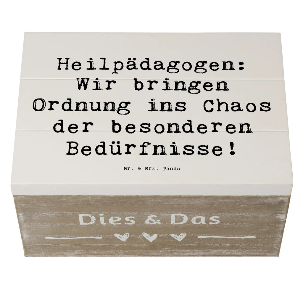 Holzkiste Spruch Heilpädagogin Chaosordnung Holzkiste, Kiste, Schatzkiste, Truhe, Schatulle, XXL, Erinnerungsbox, Erinnerungskiste, Dekokiste, Aufbewahrungsbox, Geschenkbox, Geschenkdose, Beruf, Ausbildung, Jubiläum, Abschied, Rente, Kollege, Kollegin, Geschenk, Schenken, Arbeitskollege, Mitarbeiter, Firma, Danke, Dankeschön