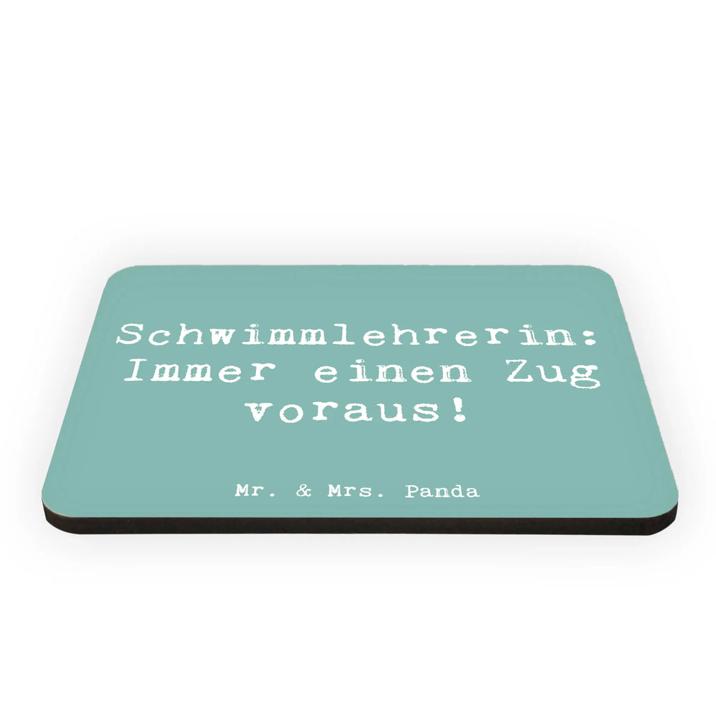 Magnet Spruch Schwimmlehrerin Zug voraus Kühlschrankmagnet, Pinnwandmagnet, Souvenir Magnet, Motivmagnete, Dekomagnet, Whiteboard Magnet, Notiz Magnet, Kühlschrank Dekoration, Beruf, Ausbildung, Jubiläum, Abschied, Rente, Kollege, Kollegin, Geschenk, Schenken, Arbeitskollege, Mitarbeiter, Firma, Danke, Dankeschön