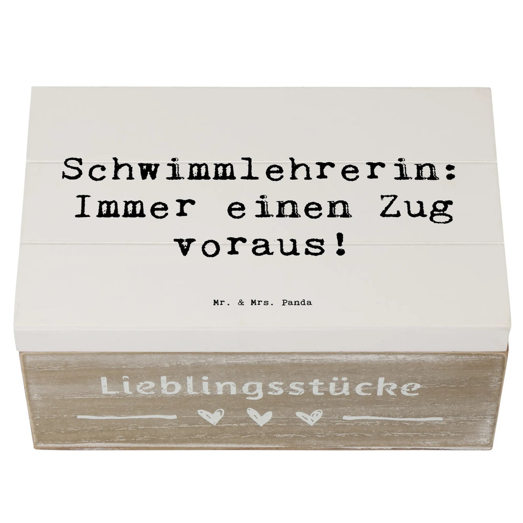 Holzkiste Spruch Schwimmlehrerin Zug voraus Holzkiste, Kiste, Schatzkiste, Truhe, Schatulle, XXL, Erinnerungsbox, Erinnerungskiste, Dekokiste, Aufbewahrungsbox, Geschenkbox, Geschenkdose, Beruf, Ausbildung, Jubiläum, Abschied, Rente, Kollege, Kollegin, Geschenk, Schenken, Arbeitskollege, Mitarbeiter, Firma, Danke, Dankeschön