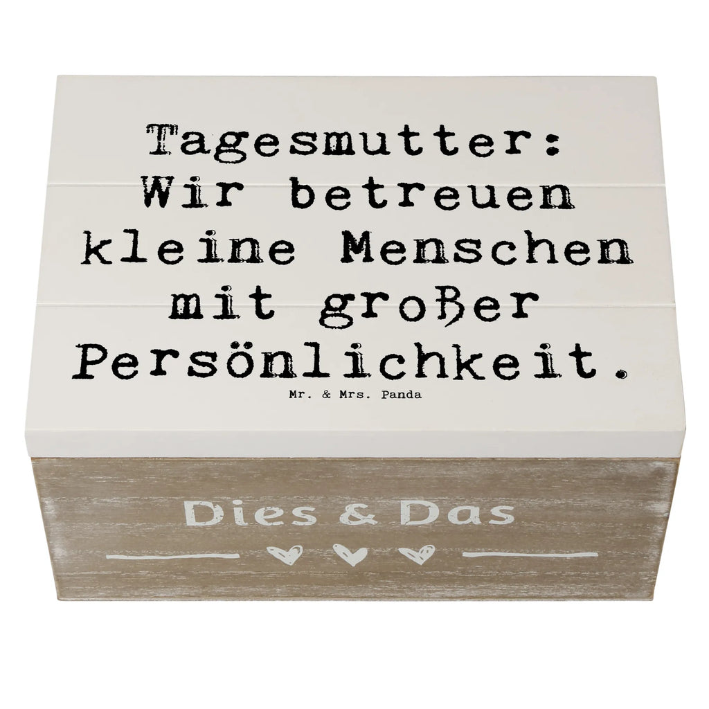 Holzkiste Spruch Tagesmutter Persönlichkeit Holzkiste, Kiste, Schatzkiste, Truhe, Schatulle, XXL, Erinnerungsbox, Erinnerungskiste, Dekokiste, Aufbewahrungsbox, Geschenkbox, Geschenkdose, Beruf, Ausbildung, Jubiläum, Abschied, Rente, Kollege, Kollegin, Geschenk, Schenken, Arbeitskollege, Mitarbeiter, Firma, Danke, Dankeschön