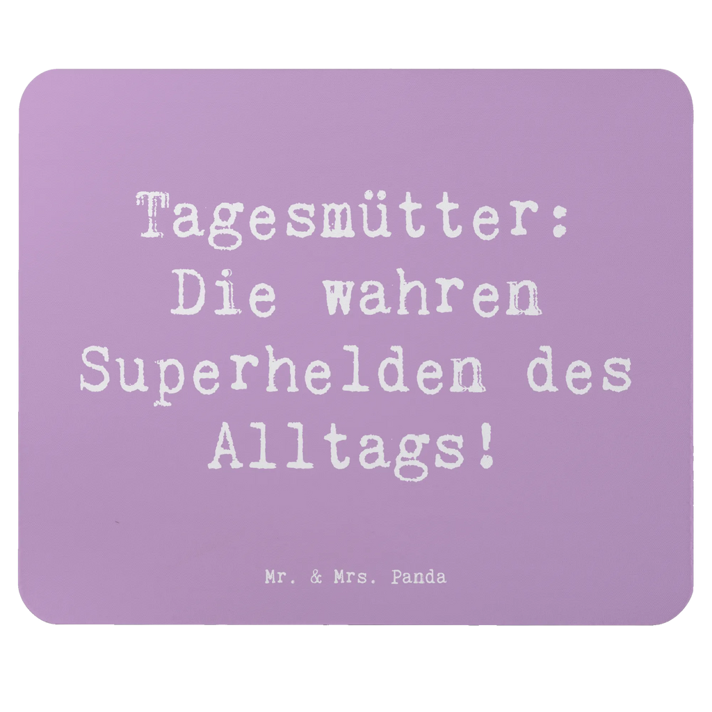 Mauspad Spruch Tagesmutter Superheld Mousepad, Computer zubehör, Büroausstattung, PC Zubehör, Arbeitszimmer, Mauspad, Einzigartiges Mauspad, Designer Mauspad, Mausunterlage, Mauspad Büro, Beruf, Ausbildung, Jubiläum, Abschied, Rente, Kollege, Kollegin, Geschenk, Schenken, Arbeitskollege, Mitarbeiter, Firma, Danke, Dankeschön