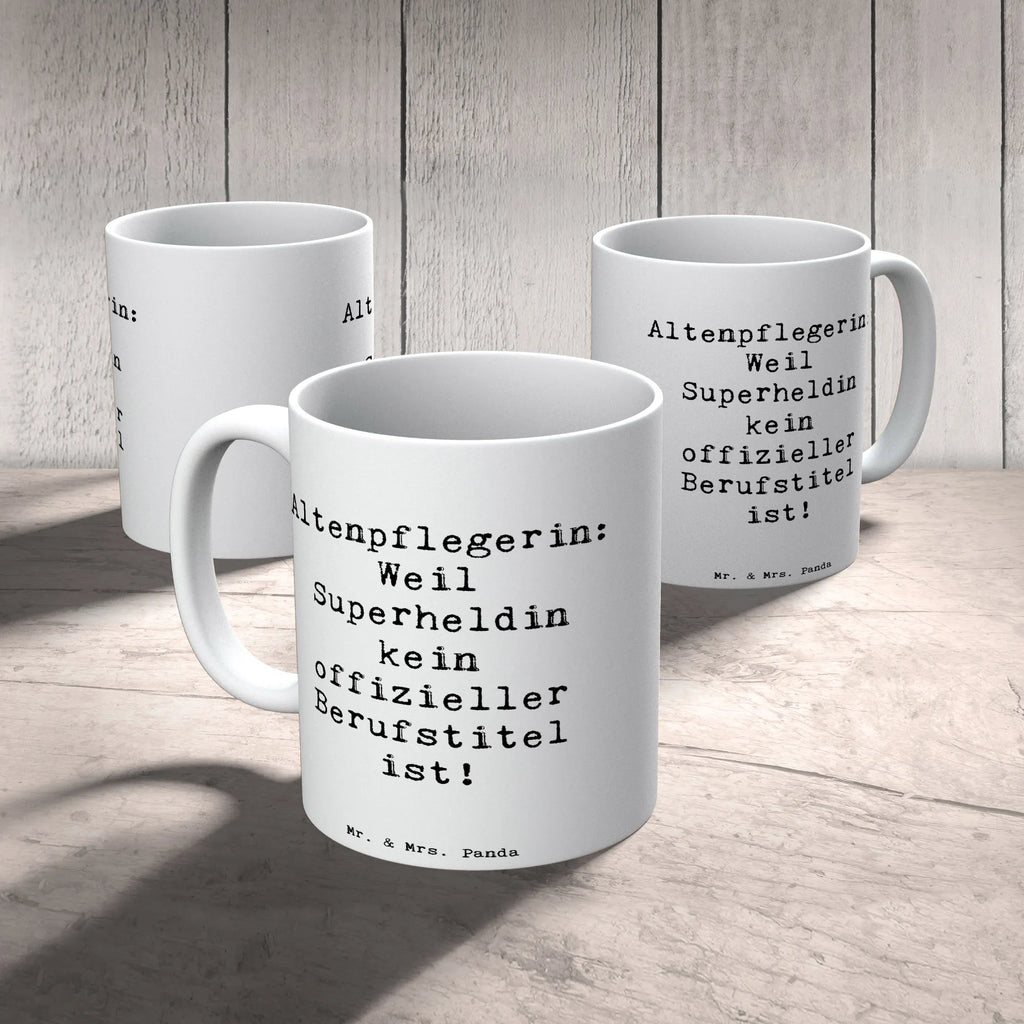 Tasse Spruch Altenpflegerin Superheld Tasse, Kaffeetasse, Teetasse, Becher, Kaffeebecher, Teebecher, Keramiktasse, Porzellantasse, Büro Tasse, Geschenk Tasse, Tasse Sprüche, Tasse Motive, Kaffeetassen, Tasse bedrucken, Designer Tasse, Cappuccino Tassen, Schöne Teetassen, Beruf, Ausbildung, Jubiläum, Abschied, Rente, Kollege, Kollegin, Geschenk, Schenken, Arbeitskollege, Mitarbeiter, Firma, Danke, Dankeschön