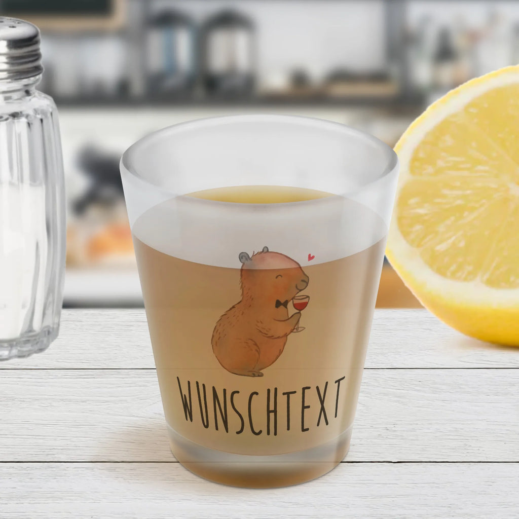 Personalisiertes Schnapsglas Capybara Wein Personalisiertes Schnapsglas, Schnapsglas mit Namen, Schnapsgläser personalisiert, personalisierte Schnapsgläser, Schnapsglas personalisieren, Schnapsglas Hochzeit, Schnapsglas mit Name, Schnapsglas Geschenk, Shot Gläser personalisieren, personalisierte Pinnchen, Schnapsglas zum Umhängen mit Namen, Tiermotive, Gute Laune, lustige Sprüche, Tiere, Capybara Weinflasche, Weinliebhaber Geschenk, Capybara Zeichnung, Adrette Tiere, Panda Handzeichnung, Weintrinkendes Nagetier, Capybara Kunstwerk, Geschenk für Weinkenner, Stilvolles Capybara, Heiterer Capybara, Liebe zum Wein Spruch, Wein Spaßbild, Handgezeichnetes Capybara