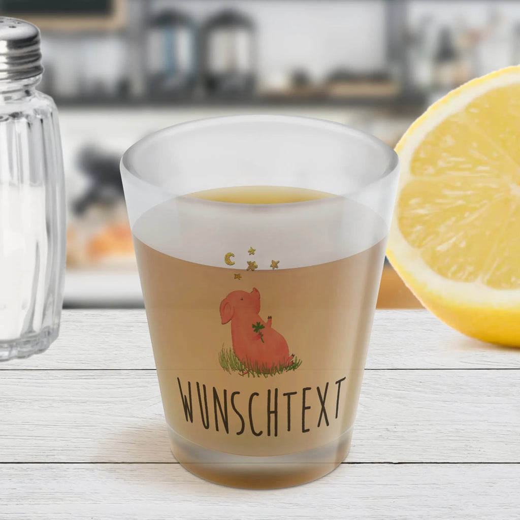 Personalisiertes Schnapsglas Schwein Glück Personalisiertes Schnapsglas, Schnapsglas mit Namen, Schnapsgläser personalisiert, personalisierte Schnapsgläser, Schnapsglas personalisieren, Schnapsglas Hochzeit, Schnapsglas mit Name, Schnapsglas Geschenk, Shot Gläser personalisieren, personalisierte Pinnchen, Schnapsglas zum Umhängen mit Namen, Tiermotive, Gute Laune, lustige Sprüche, Tiere, Glücksschwein. Glück, Schwein, Schweinchen, Sterne, Sernchen, Ziele, Träume, Motivation, Glücksbringer