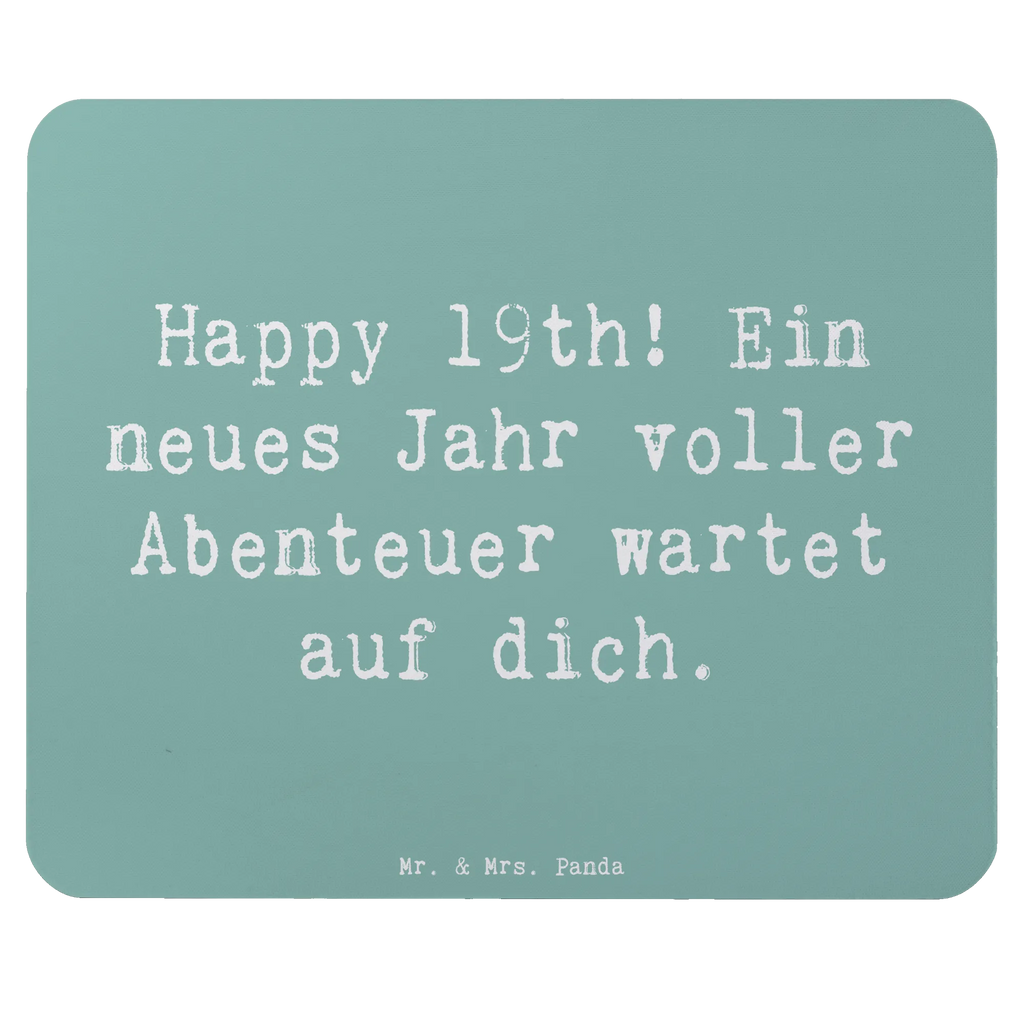 Mauspad Spruch 19. Geburtstag Abenteuer Mousepad, Computer zubehör, Büroausstattung, PC Zubehör, Arbeitszimmer, Mauspad, Einzigartiges Mauspad, Designer Mauspad, Mausunterlage, Mauspad Büro, Geburtstag, Geburtstagsgeschenk, Geschenk