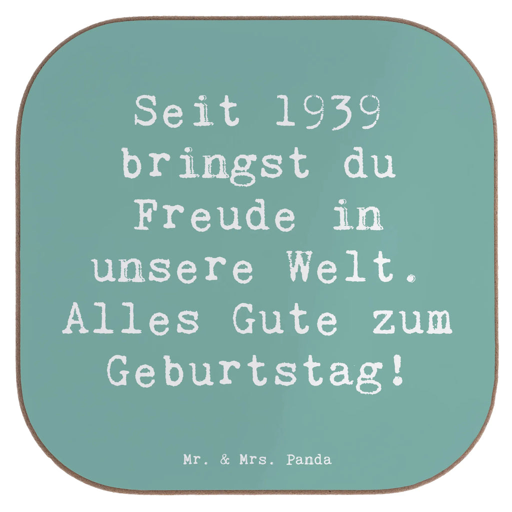 Untersetzer Spruch 1939 Geburtstag Freude Untersetzer, Bierdeckel, Glasuntersetzer, Untersetzer Gläser, Getränkeuntersetzer, Untersetzer aus Holz, Untersetzer für Gläser, Korkuntersetzer, Untersetzer Holz, Holzuntersetzer, Tassen Untersetzer, Untersetzer Design, Geburtstag, Geburtstagsgeschenk, Geschenk