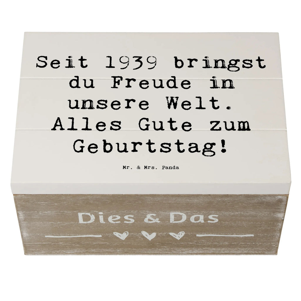 Holzkiste Spruch 1939 Geburtstag Freude Holzkiste, Kiste, Schatzkiste, Truhe, Schatulle, XXL, Erinnerungsbox, Erinnerungskiste, Dekokiste, Aufbewahrungsbox, Geschenkbox, Geschenkdose, Geburtstag, Geburtstagsgeschenk, Geschenk