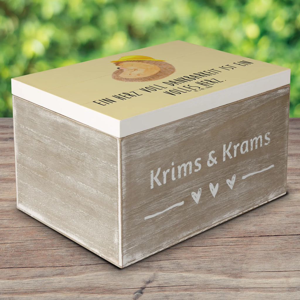 Holzkiste Herz Dankbarkeit Erntedankfest Holzkiste, Kiste, Schatzkiste, Truhe, Schatulle, XXL, Erinnerungsbox, Erinnerungskiste, Dekokiste, Aufbewahrungsbox, Geschenkbox, Geschenkdose, Erntedank, Erntedankfest, Erntedank Kindergarten, Erntedankspruch, Erntedank Sprüche, Erntedankfest deko, Erntedank Deko, Erntedank mit Kindern, Thanksgiving