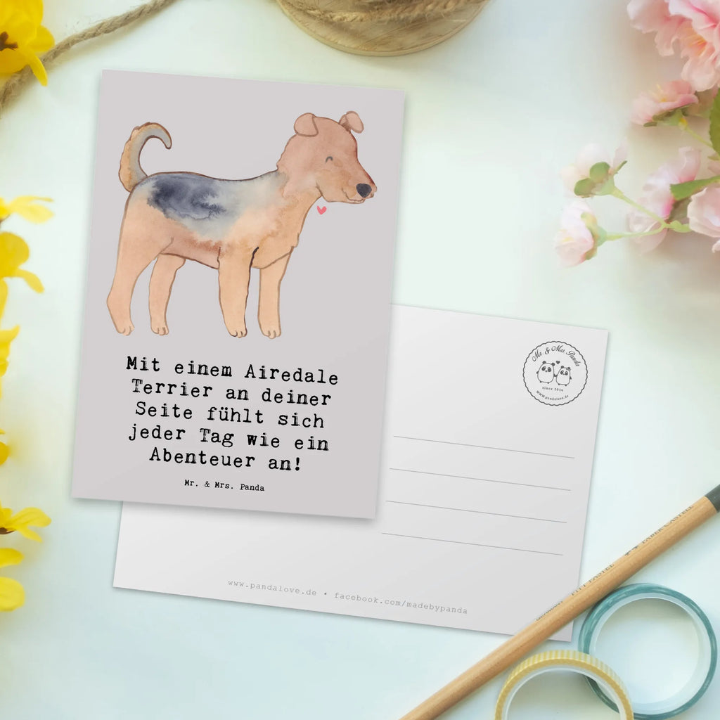 Postkarte Airedale Terrier Abenteuer Postkarte, Karte, Geschenkkarte, Grußkarte, Einladung, Ansichtskarte, Geburtstagskarte, Einladungskarte, Dankeskarte, Ansichtskarten, Einladung Geburtstag, Einladungskarten Geburtstag, Hund, Hunderasse, Rassehund, Hundebesitzer, Geschenk, Tierfreund, Schenken, Welpe