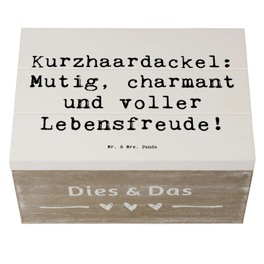 Holzkiste Spruch Mutiger Dackel Holzkiste, Kiste, Schatzkiste, Truhe, Schatulle, XXL, Erinnerungsbox, Erinnerungskiste, Dekokiste, Aufbewahrungsbox, Geschenkbox, Geschenkdose, Hund, Hunderasse, Rassehund, Hundebesitzer, Geschenk, Tierfreund, Schenken, Welpe