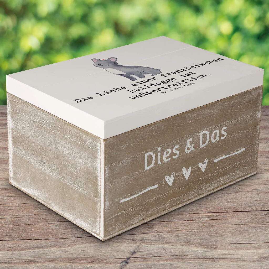 Holzkiste Spruch Französische Bulldogge Liebe Holzkiste, Kiste, Schatzkiste, Truhe, Schatulle, XXL, Erinnerungsbox, Erinnerungskiste, Dekokiste, Aufbewahrungsbox, Geschenkbox, Geschenkdose, Hund, Hunderasse, Rassehund, Hundebesitzer, Geschenk, Tierfreund, Schenken, Welpe