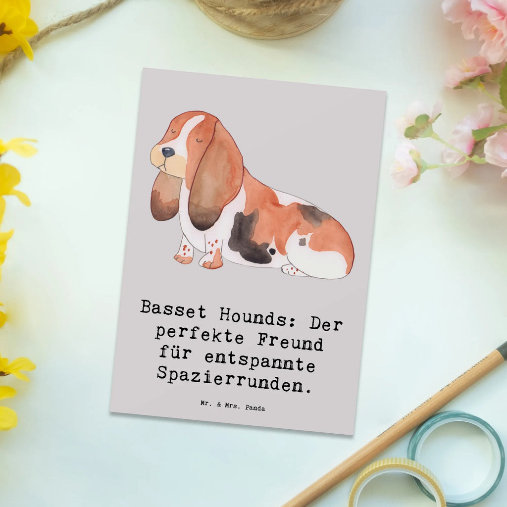 Postkarte Basset Hound Freund Postkarte, Karte, Geschenkkarte, Grußkarte, Einladung, Ansichtskarte, Geburtstagskarte, Einladungskarte, Dankeskarte, Ansichtskarten, Einladung Geburtstag, Einladungskarten Geburtstag, Hund, Hunderasse, Rassehund, Hundebesitzer, Geschenk, Tierfreund, Schenken, Welpe