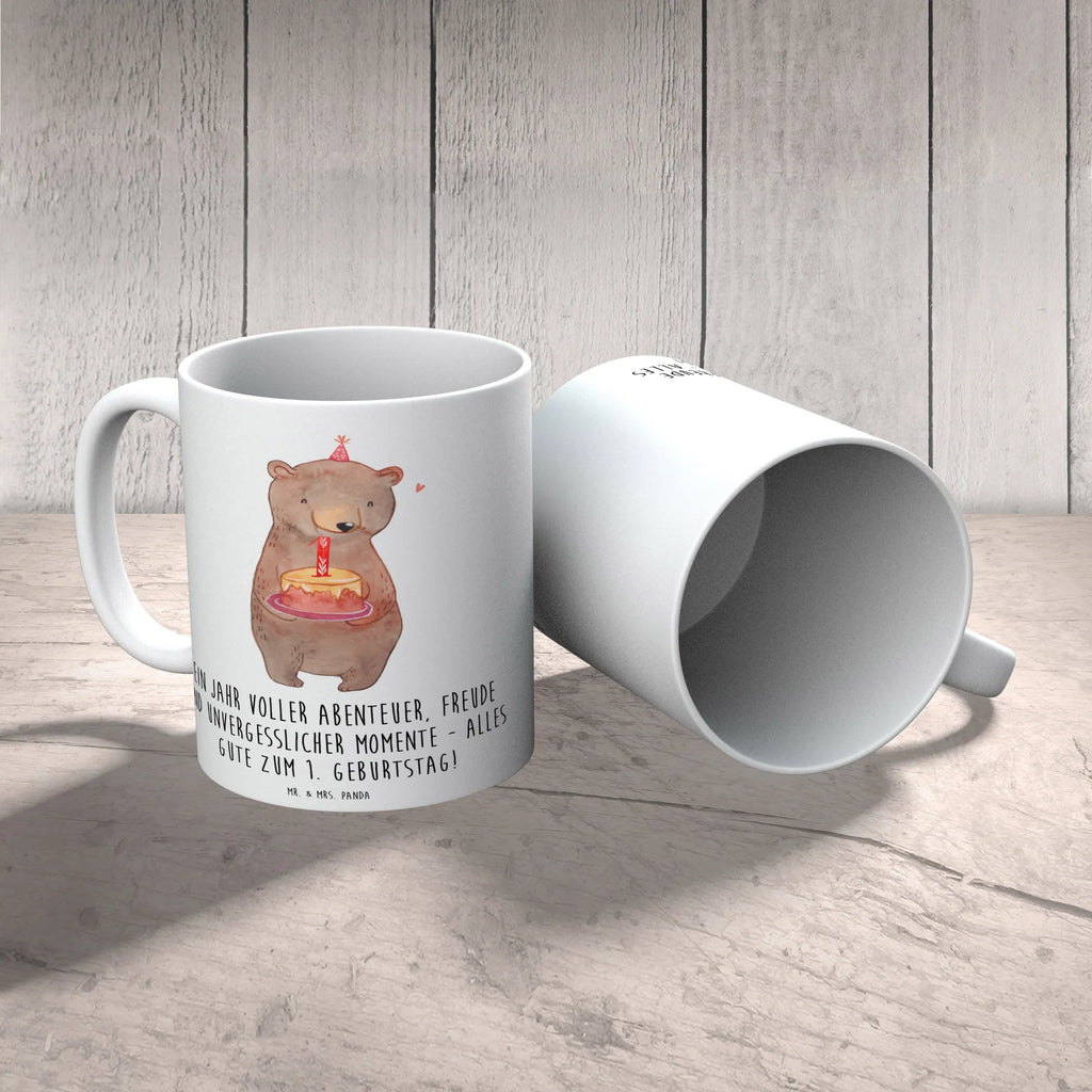 Tasse 1. Geburtstag Abenteuer Tasse, Kaffeetasse, Teetasse, Becher, Kaffeebecher, Teebecher, Keramiktasse, Porzellantasse, Büro Tasse, Geschenk Tasse, Tasse Sprüche, Tasse Motive, Kaffeetassen, Tasse bedrucken, Designer Tasse, Cappuccino Tassen, Schöne Teetassen, Geburtstag, Geburtstagsgeschenk, Geschenk