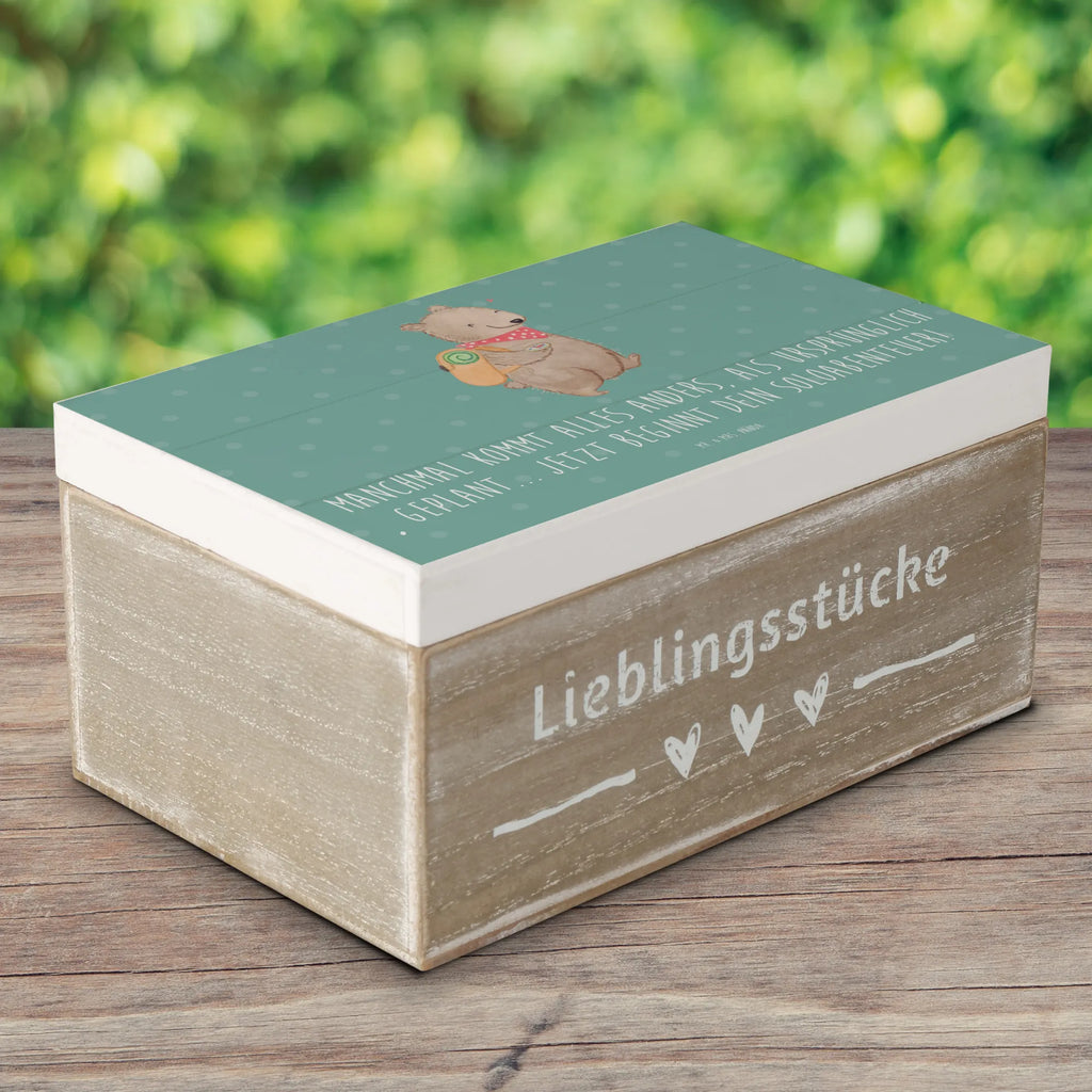 Holzkiste Scheidung Soloabenteuer Holzkiste, Kiste, Schatzkiste, Truhe, Schatulle, XXL, Erinnerungsbox, Erinnerungskiste, Dekokiste, Aufbewahrungsbox, Geschenkbox, Geschenkdose, Hochzeit, Hochzeitsgeschenk, Ehe, Hochzeitsfeier, Trauung, Trauungsgeschenk, Hochzeitskarte, Verlobungsfeier, Verlobungsgeschenk, Hochzeitsgeschenkideen, Hochzeitsgeschenke für Brautpaar