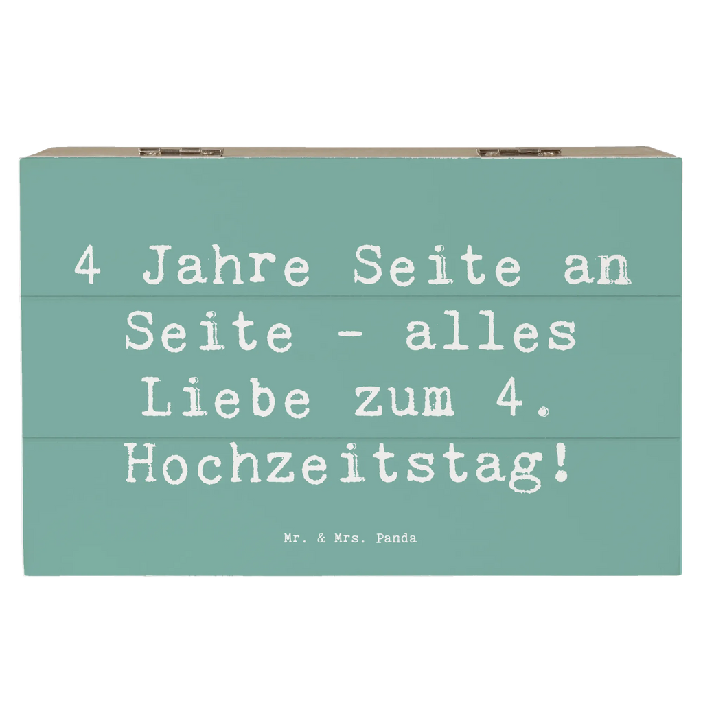 Holzkiste Spruch 4. Hochzeitstag Seidenhochzeit Holzkiste, Kiste, Schatzkiste, Truhe, Schatulle, XXL, Erinnerungsbox, Erinnerungskiste, Dekokiste, Aufbewahrungsbox, Geschenkbox, Geschenkdose, Hochzeit, Hochzeitsgeschenk, Ehe, Hochzeitsfeier, Trauung, Trauungsgeschenk, Hochzeitskarte, Verlobungsfeier, Verlobungsgeschenk, Hochzeitsgeschenkideen, Hochzeitsgeschenke für Brautpaar