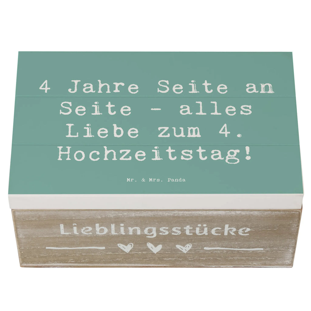 Holzkiste Spruch 4. Hochzeitstag Seidenhochzeit Holzkiste, Kiste, Schatzkiste, Truhe, Schatulle, XXL, Erinnerungsbox, Erinnerungskiste, Dekokiste, Aufbewahrungsbox, Geschenkbox, Geschenkdose, Hochzeit, Hochzeitsgeschenk, Ehe, Hochzeitsfeier, Trauung, Trauungsgeschenk, Hochzeitskarte, Verlobungsfeier, Verlobungsgeschenk, Hochzeitsgeschenkideen, Hochzeitsgeschenke für Brautpaar