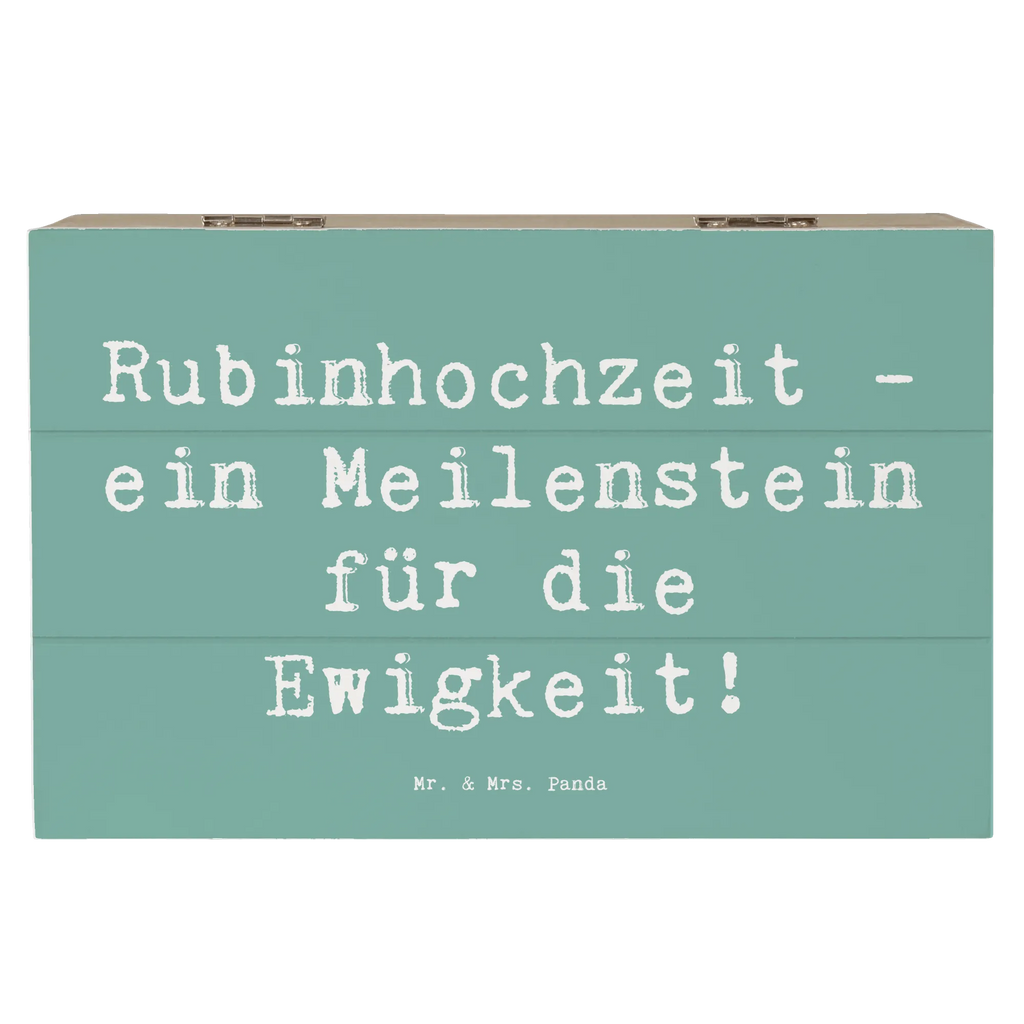 Holzkiste Spruch 40. Hochzeitstag Rubinhochzeit Holzkiste, Kiste, Schatzkiste, Truhe, Schatulle, XXL, Erinnerungsbox, Erinnerungskiste, Dekokiste, Aufbewahrungsbox, Geschenkbox, Geschenkdose, Hochzeit, Hochzeitsgeschenk, Ehe, Hochzeitsfeier, Trauung, Trauungsgeschenk, Hochzeitskarte, Verlobungsfeier, Verlobungsgeschenk, Hochzeitsgeschenkideen, Hochzeitsgeschenke für Brautpaar