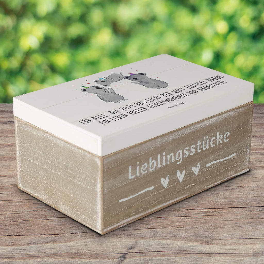 Holzkiste 2024 Geburtstag Glücksmomente Holzkiste, Kiste, Schatzkiste, Truhe, Schatulle, XXL, Erinnerungsbox, Erinnerungskiste, Dekokiste, Aufbewahrungsbox, Geschenkbox, Geschenkdose, Geburtstag, Geburtstagsgeschenk, Geschenk