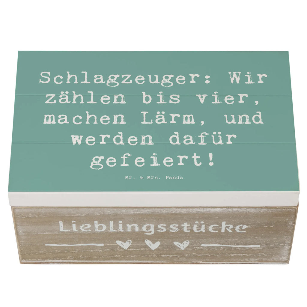 Holzkiste Spruch Schlagzeuger Stolz Holzkiste, Kiste, Schatzkiste, Truhe, Schatulle, XXL, Erinnerungsbox, Erinnerungskiste, Dekokiste, Aufbewahrungsbox, Geschenkbox, Geschenkdose, Instrumente, Geschenke Musiker, Musikliebhaber