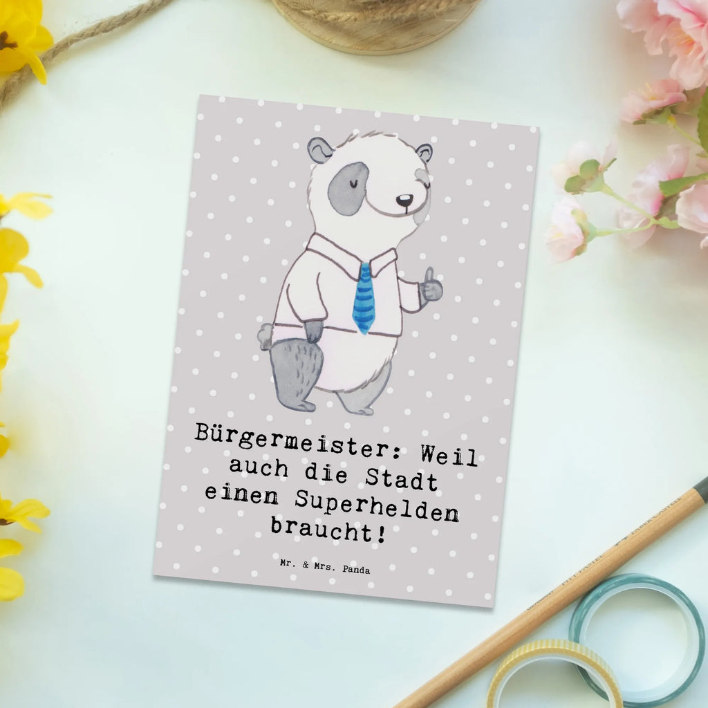 Postkarte Bürgermeister Superheld Postkarte, Karte, Geschenkkarte, Grußkarte, Einladung, Ansichtskarte, Geburtstagskarte, Einladungskarte, Dankeskarte, Ansichtskarten, Einladung Geburtstag, Einladungskarten Geburtstag, Beruf, Ausbildung, Jubiläum, Abschied, Rente, Kollege, Kollegin, Geschenk, Schenken, Arbeitskollege, Mitarbeiter, Firma, Danke, Dankeschön