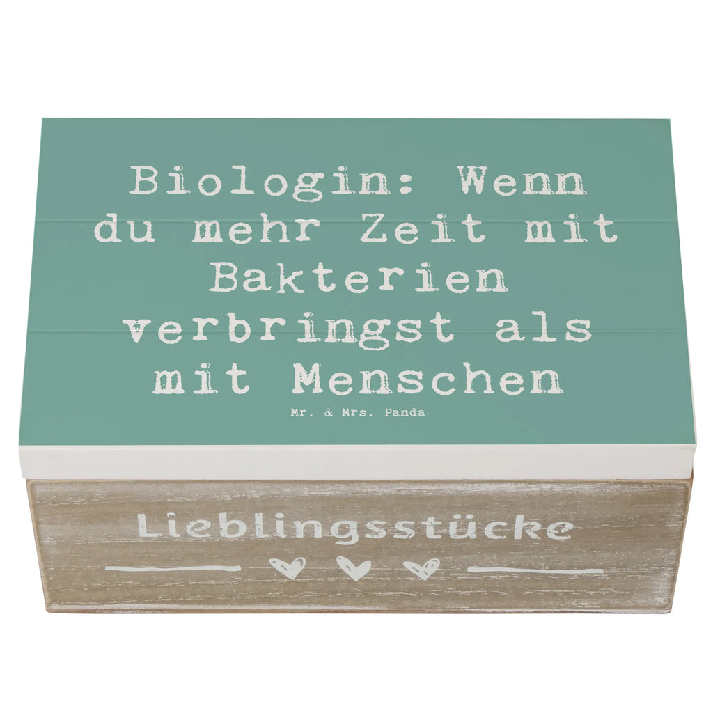 Holzkiste Spruch Biologin Bakterienliebe Holzkiste, Kiste, Schatzkiste, Truhe, Schatulle, XXL, Erinnerungsbox, Erinnerungskiste, Dekokiste, Aufbewahrungsbox, Geschenkbox, Geschenkdose, Beruf, Ausbildung, Jubiläum, Abschied, Rente, Kollege, Kollegin, Geschenk, Schenken, Arbeitskollege, Mitarbeiter, Firma, Danke, Dankeschön