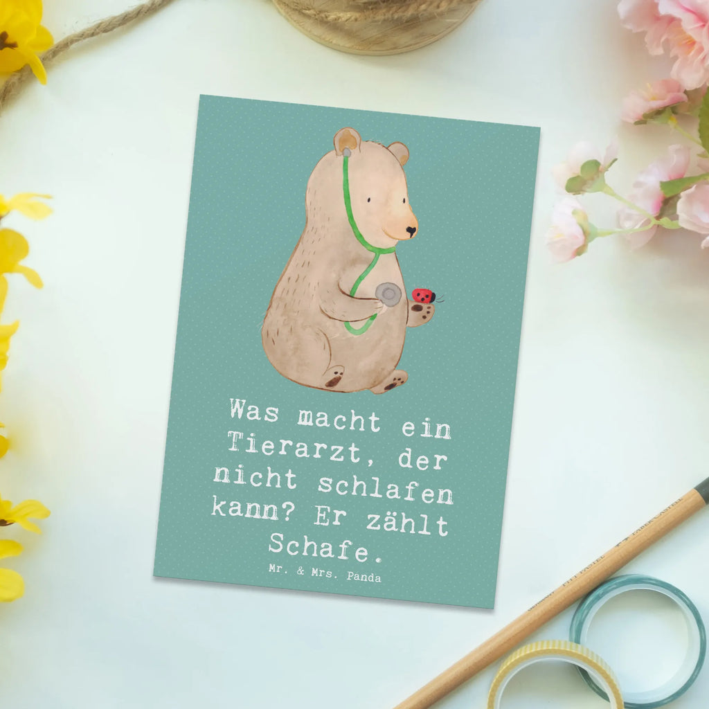 Postkarte Tierarzt Schafzählen Postkarte, Karte, Geschenkkarte, Grußkarte, Einladung, Ansichtskarte, Geburtstagskarte, Einladungskarte, Dankeskarte, Ansichtskarten, Einladung Geburtstag, Einladungskarten Geburtstag, Beruf, Ausbildung, Jubiläum, Abschied, Rente, Kollege, Kollegin, Geschenk, Schenken, Arbeitskollege, Mitarbeiter, Firma, Danke, Dankeschön