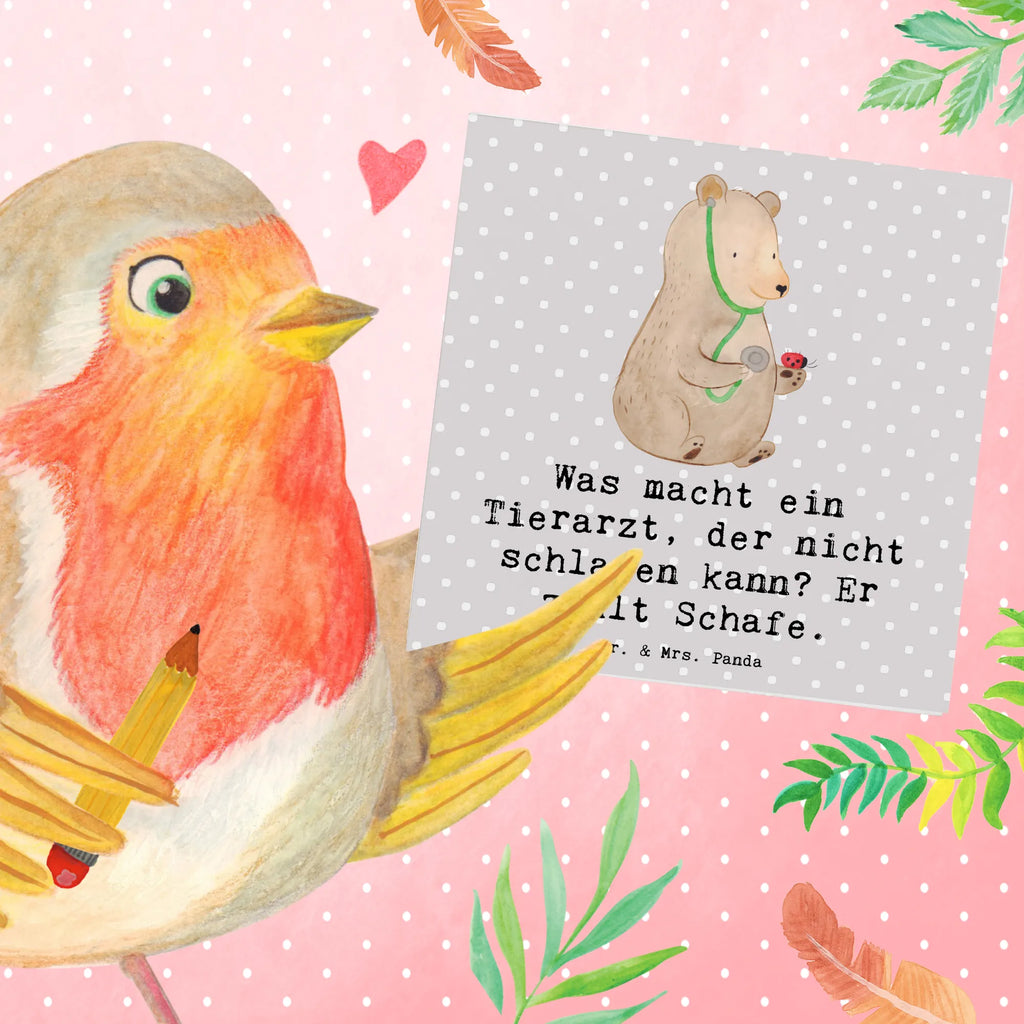 Deluxe Card Was macht ein Tierarzt, der nicht schlafen kann? Er zählt Schafe. Karte, Grußkarte, Klappkarte, Einladungskarte, Glückwunschkarte, Hochzeitskarte, Geburtstagskarte, Hochwertige Grußkarte, Hochwertige Klappkarte, Beruf, Ausbildung, Jubiläum, Abschied, Rente, Kollege, Kollegin, Geschenk, Schenken, Arbeitskollege, Mitarbeiter, Firma, Danke, Dankeschön