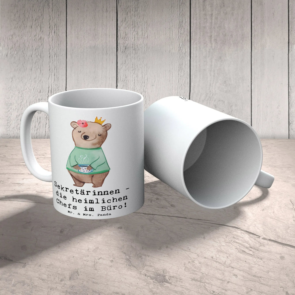 Tasse Sekretärin Chefin Tasse, Kaffeetasse, Teetasse, Becher, Kaffeebecher, Teebecher, Keramiktasse, Porzellantasse, Büro Tasse, Geschenk Tasse, Tasse Sprüche, Tasse Motive, Kaffeetassen, Tasse bedrucken, Designer Tasse, Cappuccino Tassen, Schöne Teetassen, Beruf, Ausbildung, Jubiläum, Abschied, Rente, Kollege, Kollegin, Geschenk, Schenken, Arbeitskollege, Mitarbeiter, Firma, Danke, Dankeschön