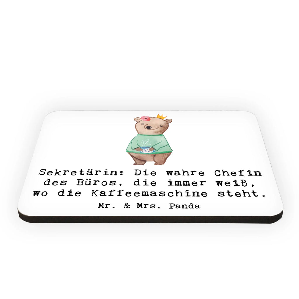 Magnet Sekretärin: Die wahre Chefin des Büros, die immer weiß, wo die Kaffeemaschine steht. Kühlschrankmagnet, Pinnwandmagnet, Souvenir Magnet, Motivmagnete, Dekomagnet, Whiteboard Magnet, Notiz Magnet, Kühlschrank Dekoration, Beruf, Ausbildung, Jubiläum, Abschied, Rente, Kollege, Kollegin, Geschenk, Schenken, Arbeitskollege, Mitarbeiter, Firma, Danke, Dankeschön