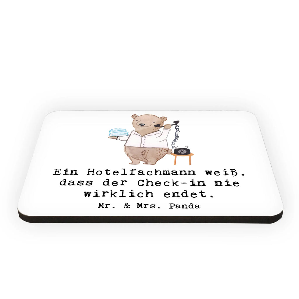 Magnet Ein Hotelfachmann weiß, dass der Check-in nie wirklich endet. Kühlschrankmagnet, Pinnwandmagnet, Souvenir Magnet, Motivmagnete, Dekomagnet, Whiteboard Magnet, Notiz Magnet, Kühlschrank Dekoration, Beruf, Ausbildung, Jubiläum, Abschied, Rente, Kollege, Kollegin, Geschenk, Schenken, Arbeitskollege, Mitarbeiter, Firma, Danke, Dankeschön