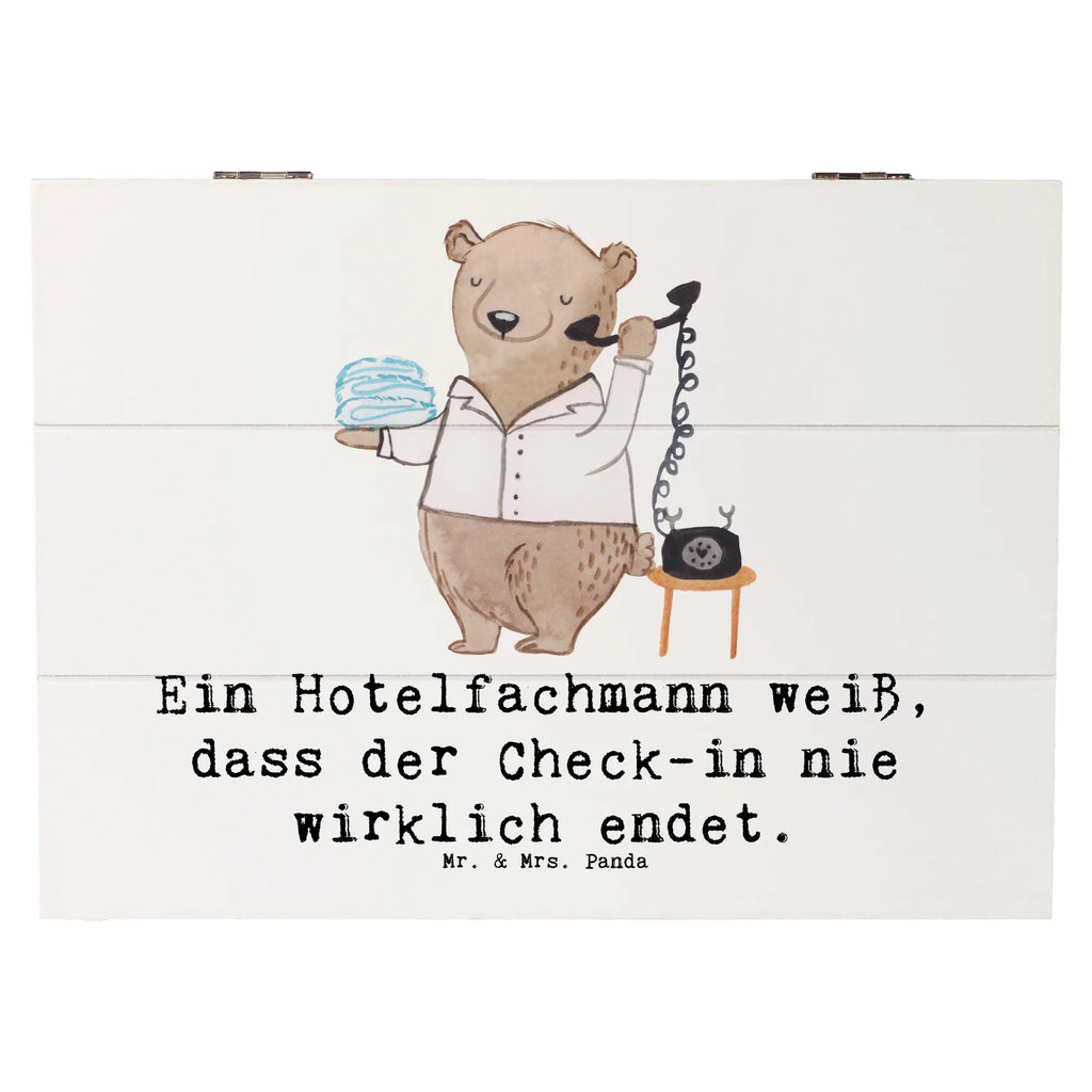 Holzkiste Ein Hotelfachmann weiß, dass der Check-in nie wirklich endet. Holzkiste, Kiste, Schatzkiste, Truhe, Schatulle, XXL, Erinnerungsbox, Erinnerungskiste, Dekokiste, Aufbewahrungsbox, Geschenkbox, Geschenkdose, Beruf, Ausbildung, Jubiläum, Abschied, Rente, Kollege, Kollegin, Geschenk, Schenken, Arbeitskollege, Mitarbeiter, Firma, Danke, Dankeschön