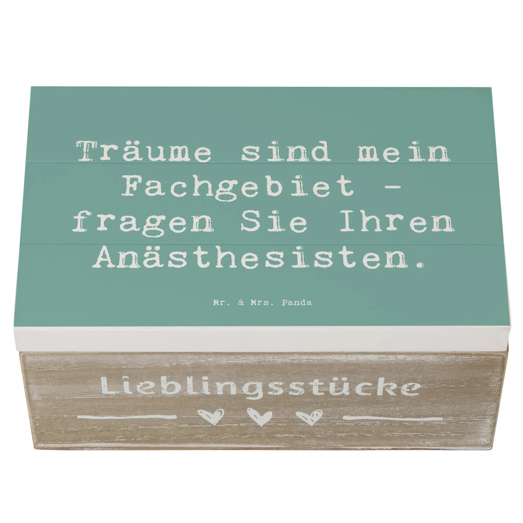 Holzkiste Spruch Träume sind mein Fachgebiet - fragen Sie Ihren Anästhesisten. Holzkiste, Kiste, Schatzkiste, Truhe, Schatulle, XXL, Erinnerungsbox, Erinnerungskiste, Dekokiste, Aufbewahrungsbox, Geschenkbox, Geschenkdose, Beruf, Ausbildung, Jubiläum, Abschied, Rente, Kollege, Kollegin, Geschenk, Schenken, Arbeitskollege, Mitarbeiter, Firma, Danke, Dankeschön