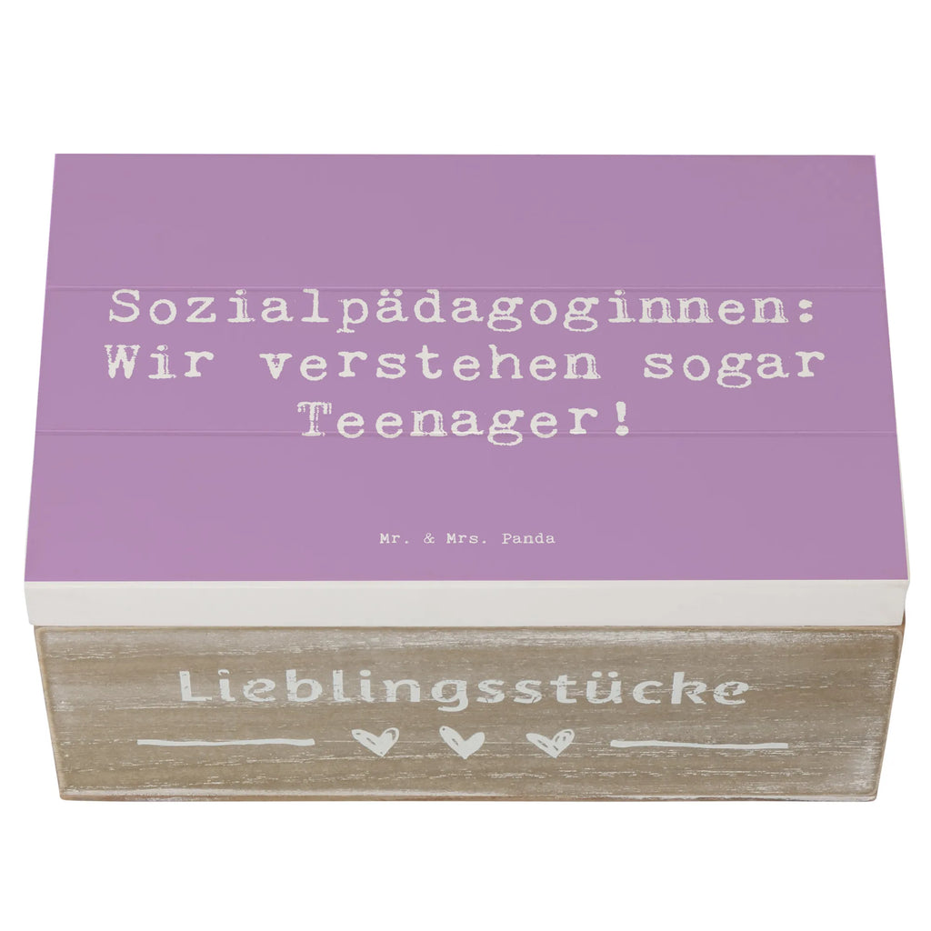 Holzkiste Spruch Sozialpädagoginnen: Wir verstehen sogar Teenager! Holzkiste, Kiste, Schatzkiste, Truhe, Schatulle, XXL, Erinnerungsbox, Erinnerungskiste, Dekokiste, Aufbewahrungsbox, Geschenkbox, Geschenkdose, Beruf, Ausbildung, Jubiläum, Abschied, Rente, Kollege, Kollegin, Geschenk, Schenken, Arbeitskollege, Mitarbeiter, Firma, Danke, Dankeschön