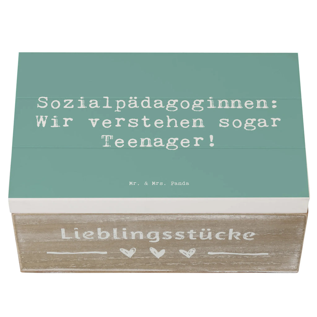 Holzkiste Spruch Sozialpädagoginnen: Wir verstehen sogar Teenager! Holzkiste, Kiste, Schatzkiste, Truhe, Schatulle, XXL, Erinnerungsbox, Erinnerungskiste, Dekokiste, Aufbewahrungsbox, Geschenkbox, Geschenkdose, Beruf, Ausbildung, Jubiläum, Abschied, Rente, Kollege, Kollegin, Geschenk, Schenken, Arbeitskollege, Mitarbeiter, Firma, Danke, Dankeschön