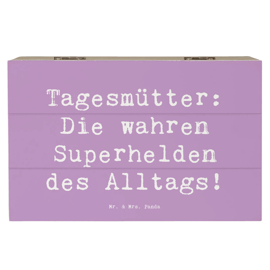 Holzkiste Spruch Tagesmutter Superheld Holzkiste, Kiste, Schatzkiste, Truhe, Schatulle, XXL, Erinnerungsbox, Erinnerungskiste, Dekokiste, Aufbewahrungsbox, Geschenkbox, Geschenkdose, Beruf, Ausbildung, Jubiläum, Abschied, Rente, Kollege, Kollegin, Geschenk, Schenken, Arbeitskollege, Mitarbeiter, Firma, Danke, Dankeschön