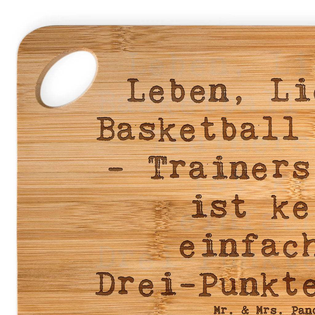 Bambus - Schneidebrett Spruch Leben, Lieben, Basketball lehren - Trainers Leben ist kein einfacher Drei-Punkte-Wurf! Schneidebrett, Holzbrett, Küchenbrett, Frühstücksbrett, Hackbrett, Brett, Holzbrettchen, Servierbrett, Bretter, Holzbretter, Holz Bretter, Schneidebrett Holz, Holzbrett mit Gravur, Schneidbrett, Holzbrett Küche, Holzschneidebrett, Beruf, Ausbildung, Jubiläum, Abschied, Rente, Kollege, Kollegin, Geschenk, Schenken, Arbeitskollege, Mitarbeiter, Firma, Danke, Dankeschön