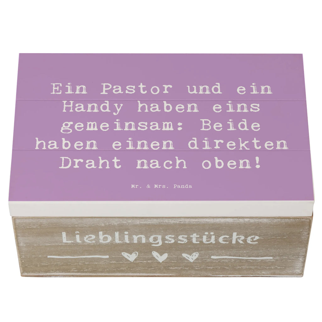 Holzkiste Spruch Ein Pastor und ein Handy haben eins gemeinsam: Beide haben einen direkten Draht nach oben! Holzkiste, Kiste, Schatzkiste, Truhe, Schatulle, XXL, Erinnerungsbox, Erinnerungskiste, Dekokiste, Aufbewahrungsbox, Geschenkbox, Geschenkdose, Beruf, Ausbildung, Jubiläum, Abschied, Rente, Kollege, Kollegin, Geschenk, Schenken, Arbeitskollege, Mitarbeiter, Firma, Danke, Dankeschön