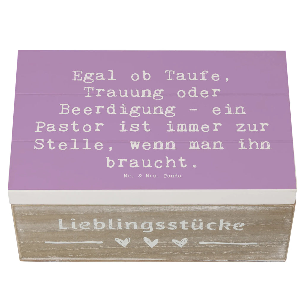 Holzkiste Spruch Egal ob Taufe, Trauung oder Beerdigung - ein Pastor ist immer zur Stelle, wenn man ihn braucht. Holzkiste, Kiste, Schatzkiste, Truhe, Schatulle, XXL, Erinnerungsbox, Erinnerungskiste, Dekokiste, Aufbewahrungsbox, Geschenkbox, Geschenkdose, Beruf, Ausbildung, Jubiläum, Abschied, Rente, Kollege, Kollegin, Geschenk, Schenken, Arbeitskollege, Mitarbeiter, Firma, Danke, Dankeschön