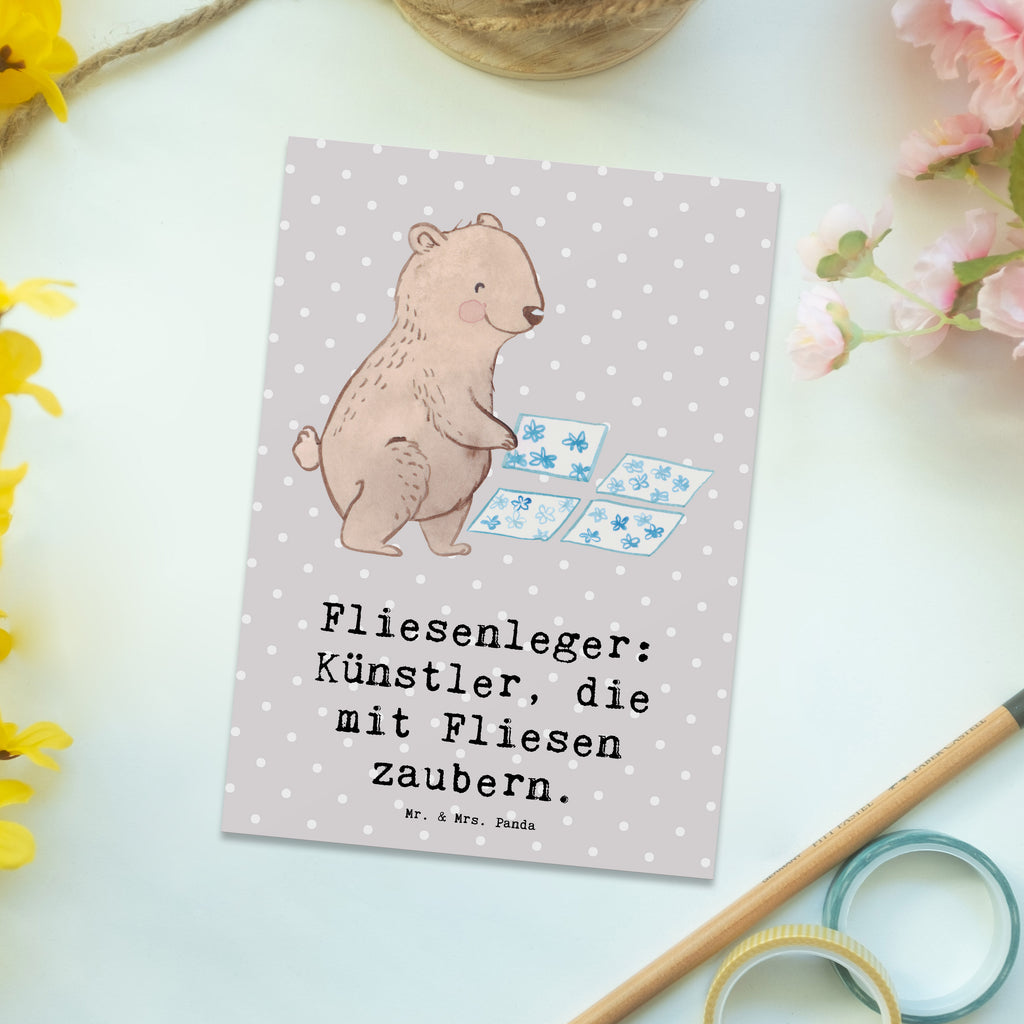 Postkarte Fliesenleger: Künstler, die mit Fliesen zaubern. Postkarte, Karte, Geschenkkarte, Grußkarte, Einladung, Ansichtskarte, Geburtstagskarte, Einladungskarte, Dankeskarte, Ansichtskarten, Einladung Geburtstag, Einladungskarten Geburtstag, Beruf, Ausbildung, Jubiläum, Abschied, Rente, Kollege, Kollegin, Geschenk, Schenken, Arbeitskollege, Mitarbeiter, Firma, Danke, Dankeschön