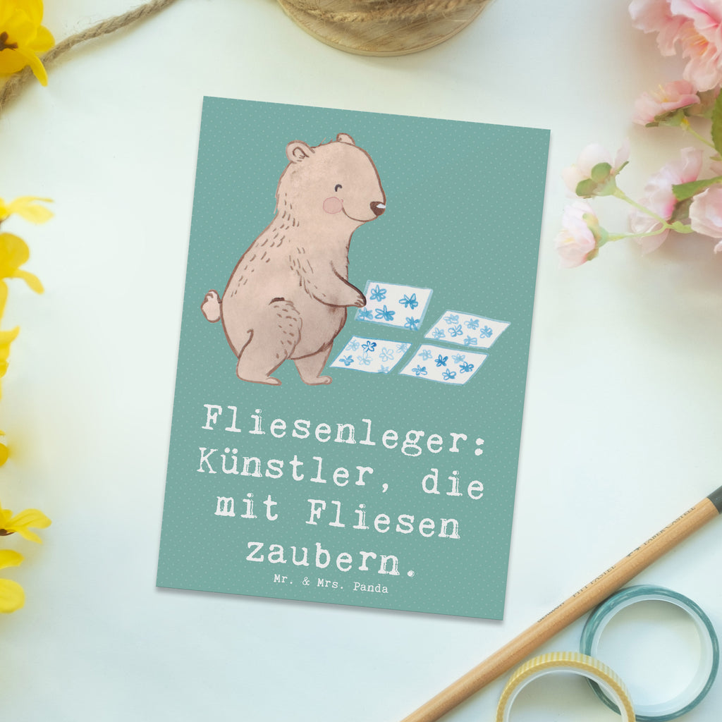 Postkarte Fliesenleger: Künstler, die mit Fliesen zaubern. Postkarte, Karte, Geschenkkarte, Grußkarte, Einladung, Ansichtskarte, Geburtstagskarte, Einladungskarte, Dankeskarte, Ansichtskarten, Einladung Geburtstag, Einladungskarten Geburtstag, Beruf, Ausbildung, Jubiläum, Abschied, Rente, Kollege, Kollegin, Geschenk, Schenken, Arbeitskollege, Mitarbeiter, Firma, Danke, Dankeschön