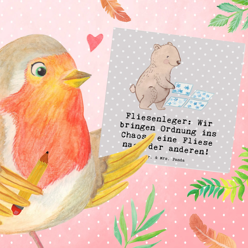 Deluxe Karte Fliesenleger: Wir bringen Ordnung ins Chaos, eine Fliese nach der anderen! Karte, Grußkarte, Klappkarte, Einladungskarte, Glückwunschkarte, Hochzeitskarte, Geburtstagskarte, Hochwertige Grußkarte, Hochwertige Klappkarte, Beruf, Ausbildung, Jubiläum, Abschied, Rente, Kollege, Kollegin, Geschenk, Schenken, Arbeitskollege, Mitarbeiter, Firma, Danke, Dankeschön