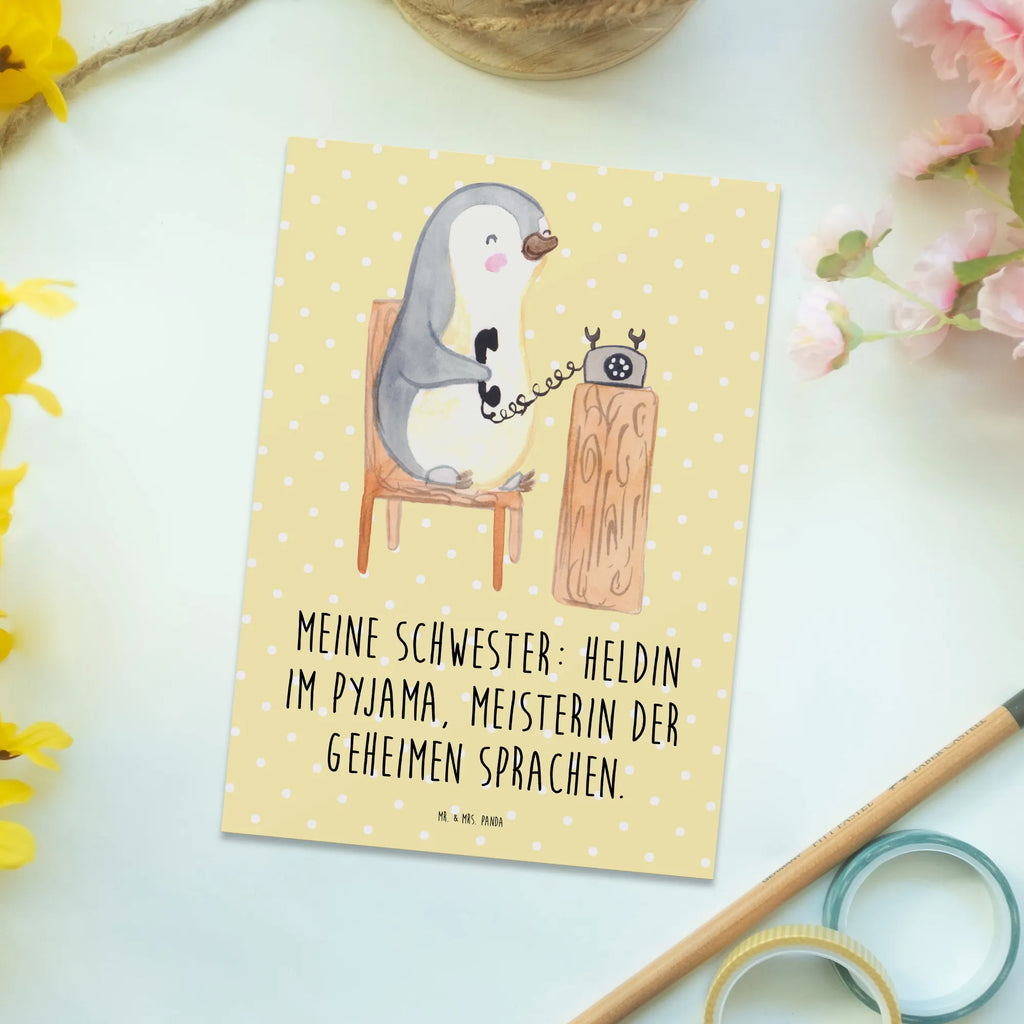 Postkarte Schwester Heldin Postkarte, Karte, Geschenkkarte, Grußkarte, Einladung, Ansichtskarte, Geburtstagskarte, Einladungskarte, Dankeskarte, Ansichtskarten, Einladung Geburtstag, Einladungskarten Geburtstag, Familie, Vatertag, Muttertag, Bruder, Schwester, Mama, Papa, Oma, Opa