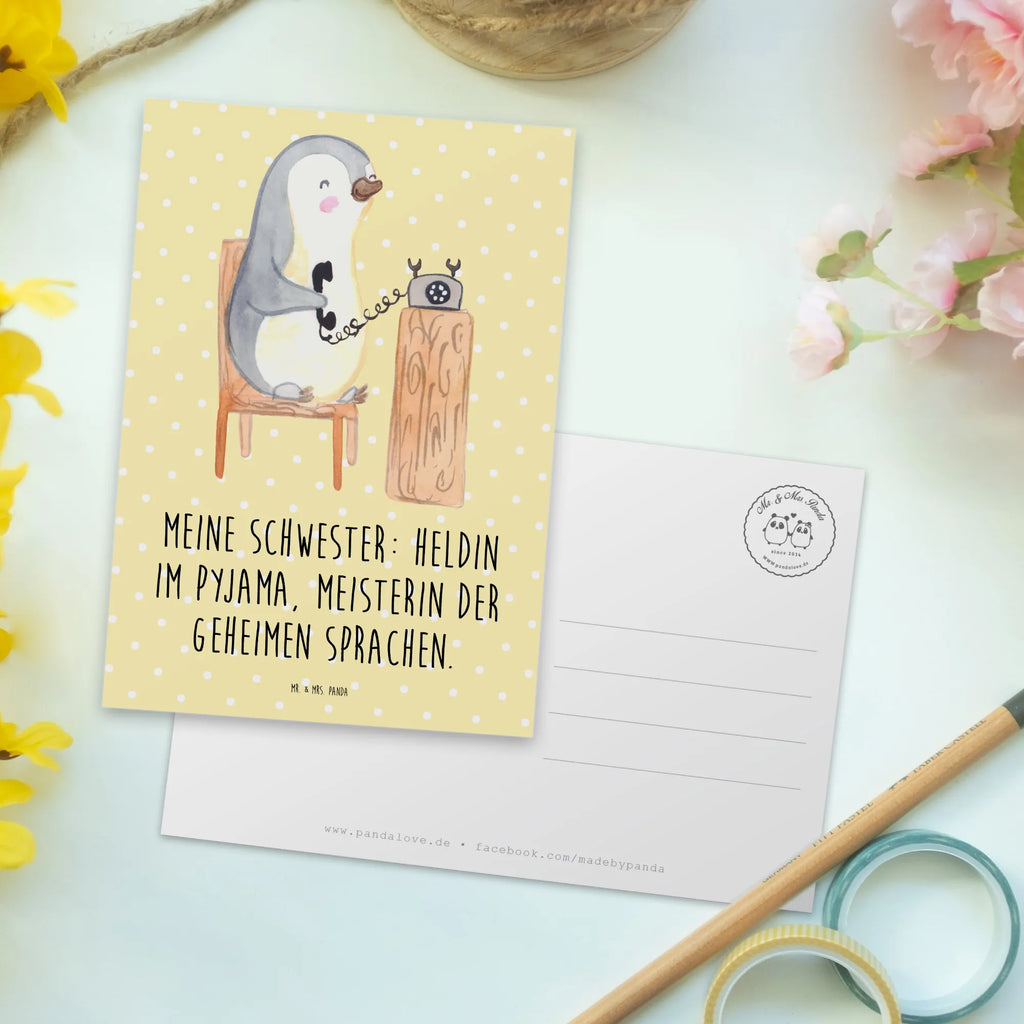 Postkarte Schwester Heldin Postkarte, Karte, Geschenkkarte, Grußkarte, Einladung, Ansichtskarte, Geburtstagskarte, Einladungskarte, Dankeskarte, Ansichtskarten, Einladung Geburtstag, Einladungskarten Geburtstag, Familie, Vatertag, Muttertag, Bruder, Schwester, Mama, Papa, Oma, Opa