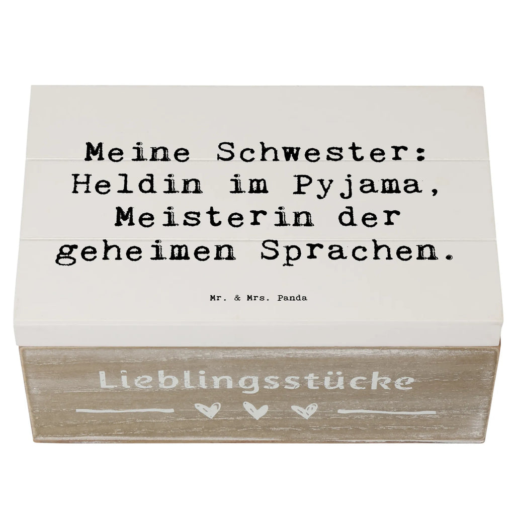 Holzkiste Spruch Schwester Heldin Holzkiste, Kiste, Schatzkiste, Truhe, Schatulle, XXL, Erinnerungsbox, Erinnerungskiste, Dekokiste, Aufbewahrungsbox, Geschenkbox, Geschenkdose, Familie, Vatertag, Muttertag, Bruder, Schwester, Mama, Papa, Oma, Opa