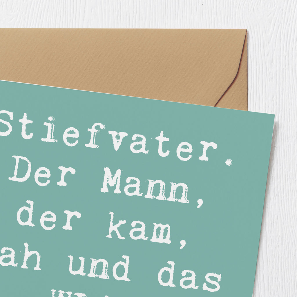 Deluxe Karte Spruch Stiefvater Held Karte, Grußkarte, Klappkarte, Einladungskarte, Glückwunschkarte, Hochzeitskarte, Geburtstagskarte, Hochwertige Grußkarte, Hochwertige Klappkarte, Familie, Vatertag, Muttertag, Bruder, Schwester, Mama, Papa, Oma, Opa