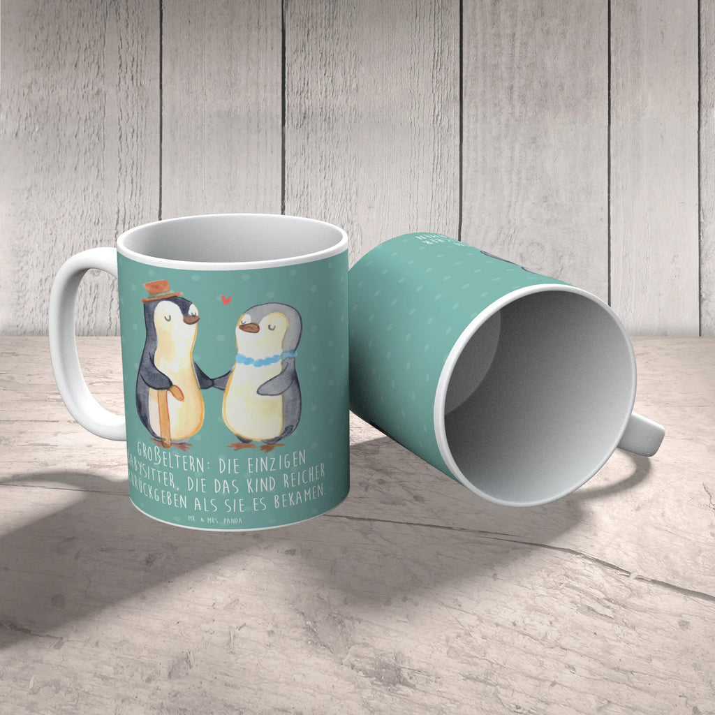 Tasse Großeltern Babysitter Tasse, Kaffeetasse, Teetasse, Becher, Kaffeebecher, Teebecher, Keramiktasse, Porzellantasse, Büro Tasse, Geschenk Tasse, Tasse Sprüche, Tasse Motive, Kaffeetassen, Tasse bedrucken, Designer Tasse, Cappuccino Tassen, Schöne Teetassen, Familie, Vatertag, Muttertag, Bruder, Schwester, Mama, Papa, Oma, Opa