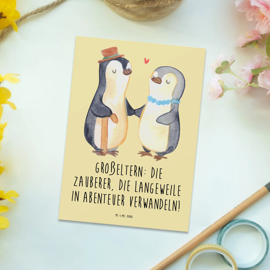 Postcard Großeltern: Die Zauberer, die Langeweile in Abenteuer verwandeln! Postkarte, Karte, Geschenkkarte, Grußkarte, Einladung, Ansichtskarte, Geburtstagskarte, Einladungskarte, Dankeskarte, Ansichtskarten, Einladung Geburtstag, Einladungskarten Geburtstag, Familie, Vatertag, Muttertag, Bruder, Schwester, Mama, Papa, Oma, Opa
