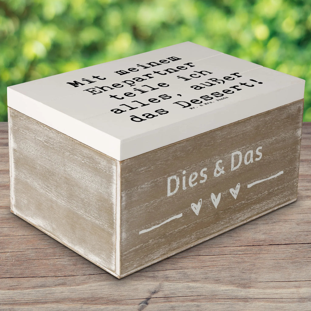 Holzkiste Spruch Ehepartner Dessert Holzkiste, Kiste, Schatzkiste, Truhe, Schatulle, XXL, Erinnerungsbox, Erinnerungskiste, Dekokiste, Aufbewahrungsbox, Geschenkbox, Geschenkdose, Familie, Vatertag, Muttertag, Bruder, Schwester, Mama, Papa, Oma, Opa