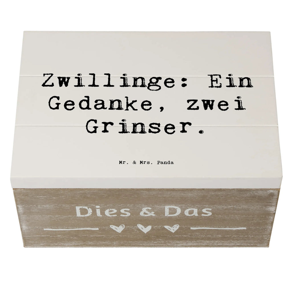 Holzkiste Spruch Zwillingsgeschwister Grinser Holzkiste, Kiste, Schatzkiste, Truhe, Schatulle, XXL, Erinnerungsbox, Erinnerungskiste, Dekokiste, Aufbewahrungsbox, Geschenkbox, Geschenkdose, Familie, Vatertag, Muttertag, Bruder, Schwester, Mama, Papa, Oma, Opa